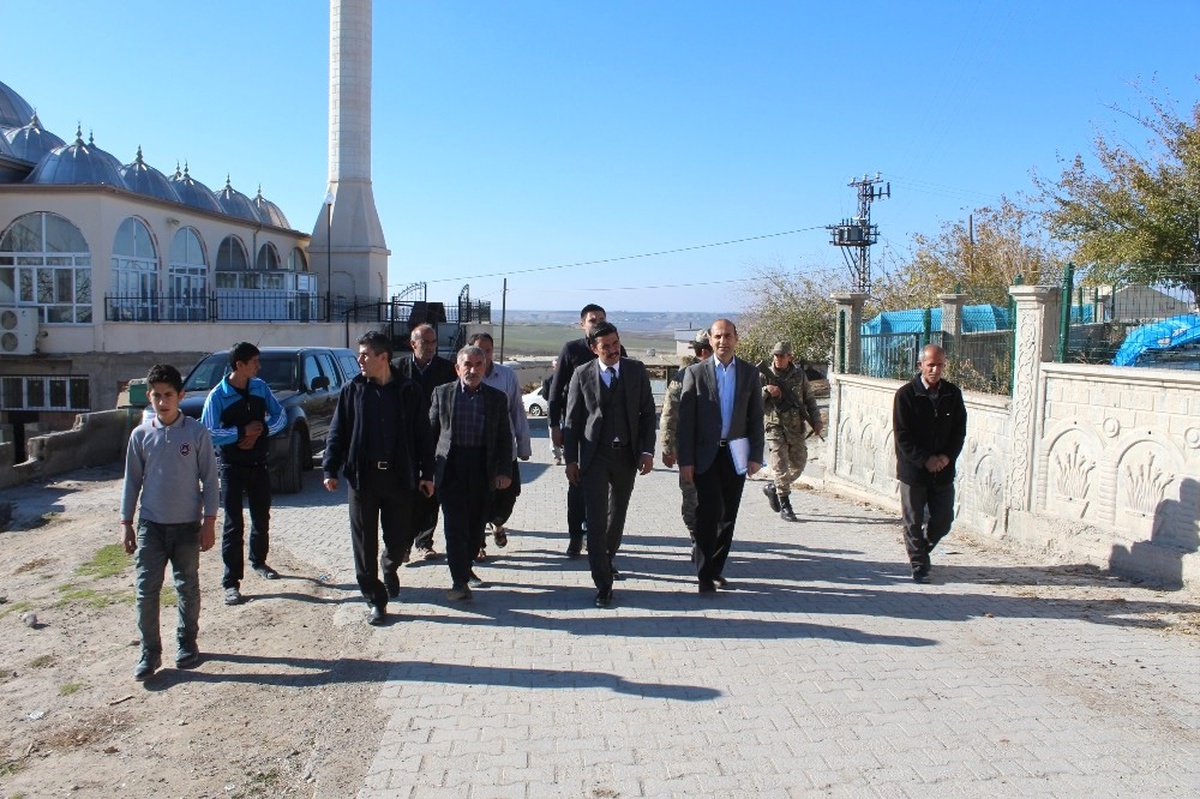 Samsat Kaymakam Vekili Sedat Sezik Köylerde İncelemelerde Bulundu