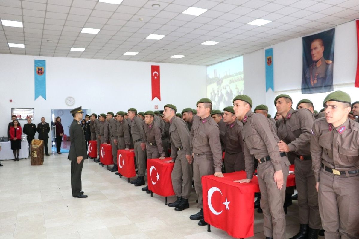 369. Kısa Döne Erler Eğitimi Tamamladı
