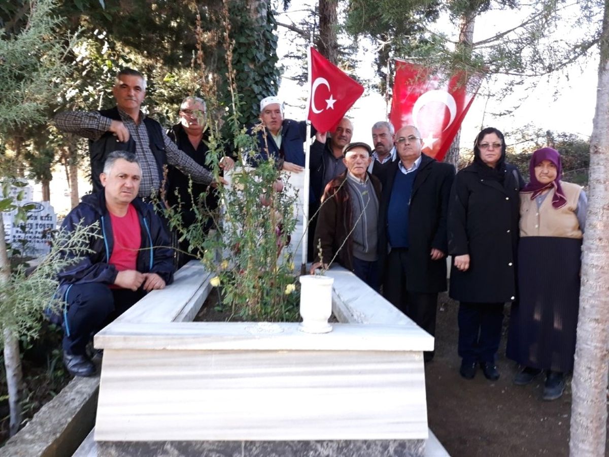 Alaçamlı Şehit Kabri Başında Anıldı