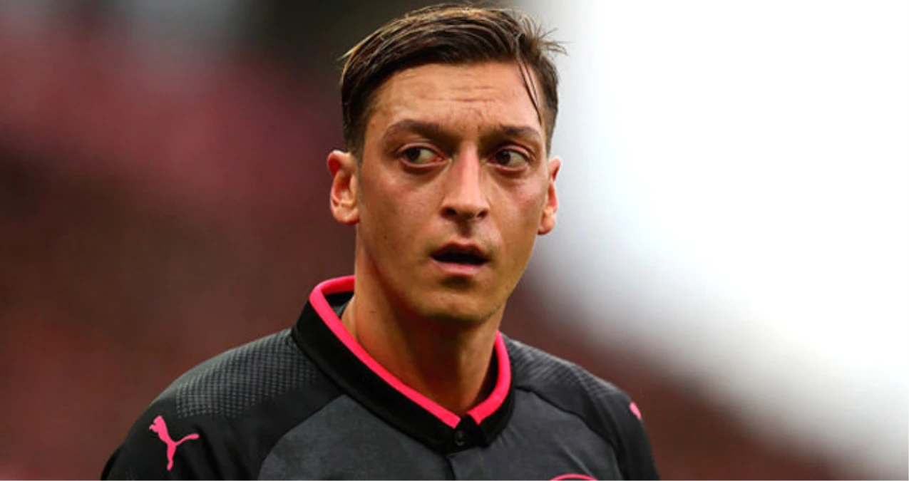 Arsenal, Takımdan Ayrılmak İsteyen Mesut Özil\'e Son Kez Teklif Yapacak