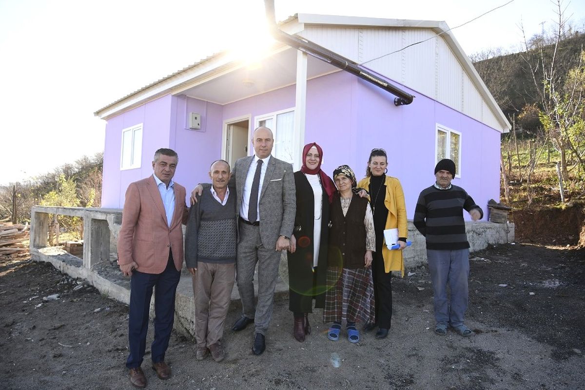 Barakadan Sıcak Yuvaya