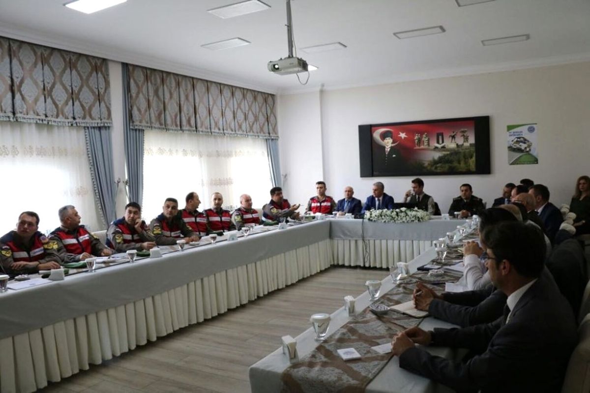 Çanakkale\'de \'İyi Dersler Şoför Amca\' Projesi
