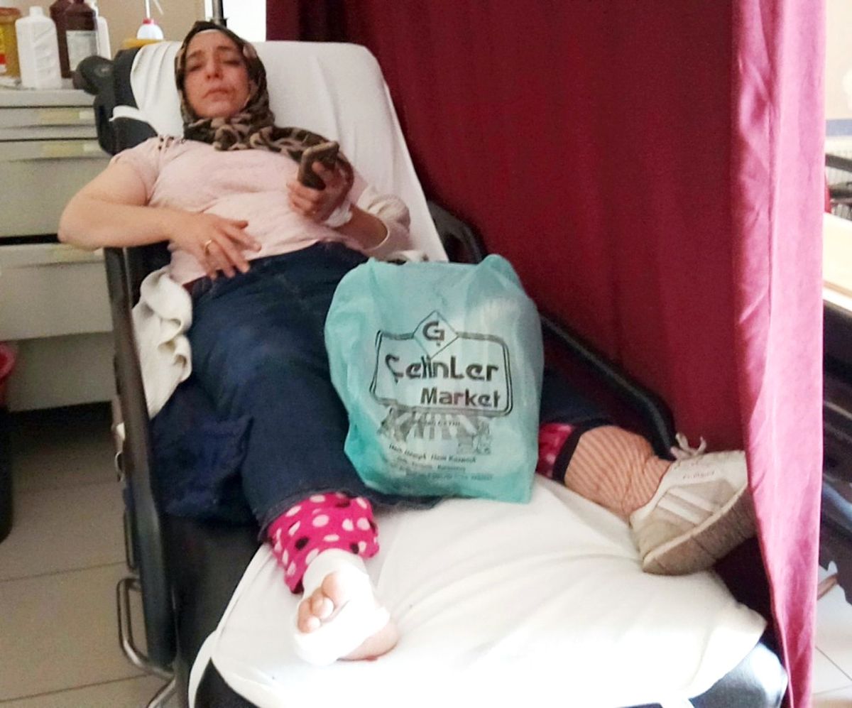 Eşi Tarafından Tabancayla Vurulan Kadının Feryadı: "Bana Yaşama Şansı Yok Mu?"