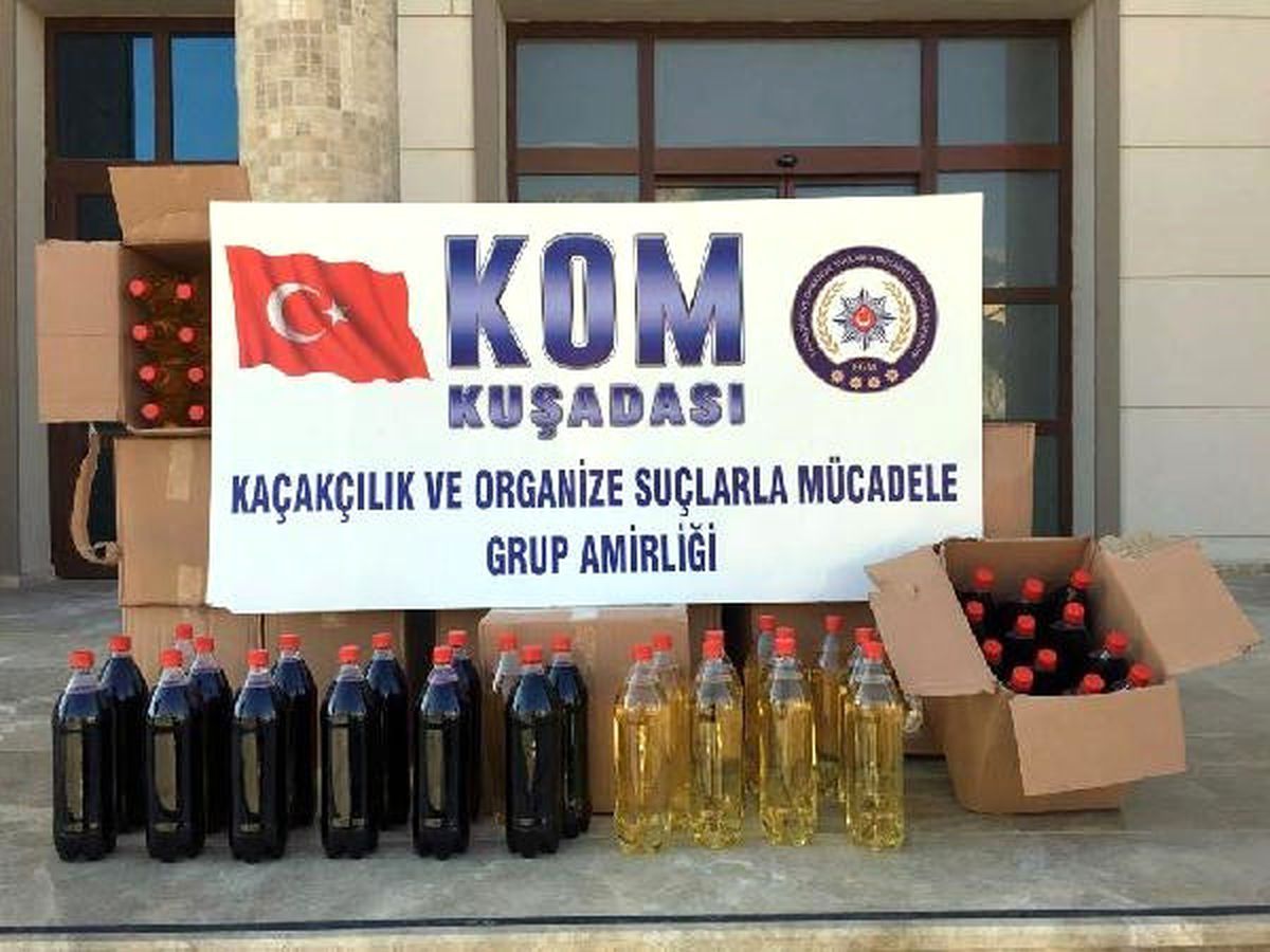 Hafif Ticari Araçta Kaçak Şarap Ele Geçirildi
