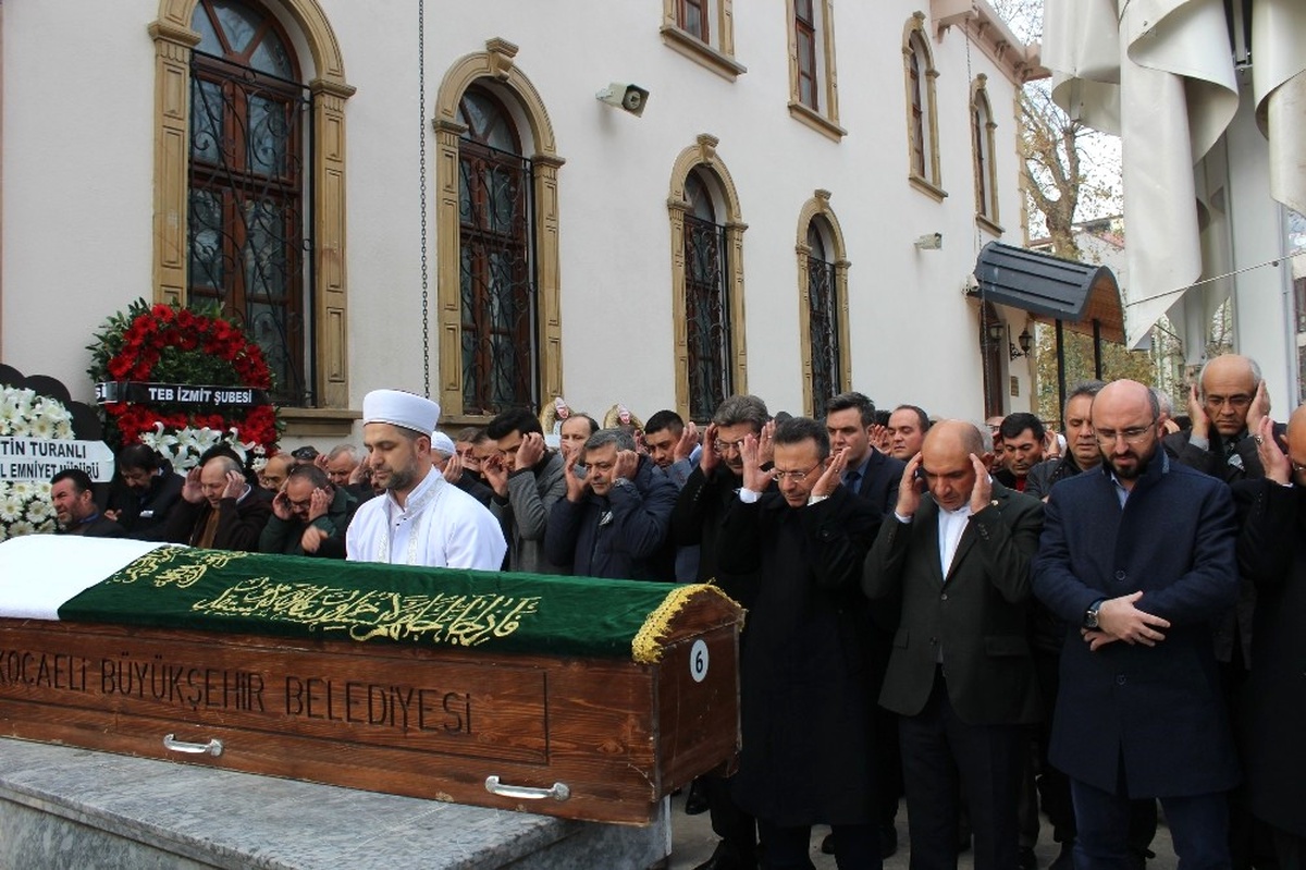 Hayatını Kaybeden Gazete Patronu Son Yolculuğuna Uğurlandı