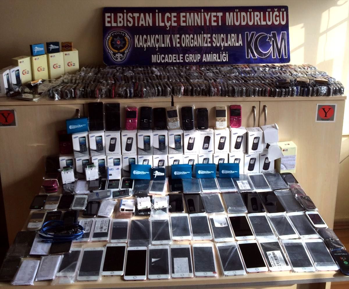 Kahramanmaraş\'ta Cep Telefonu Kaçakçılarına Yönelik Operasyon