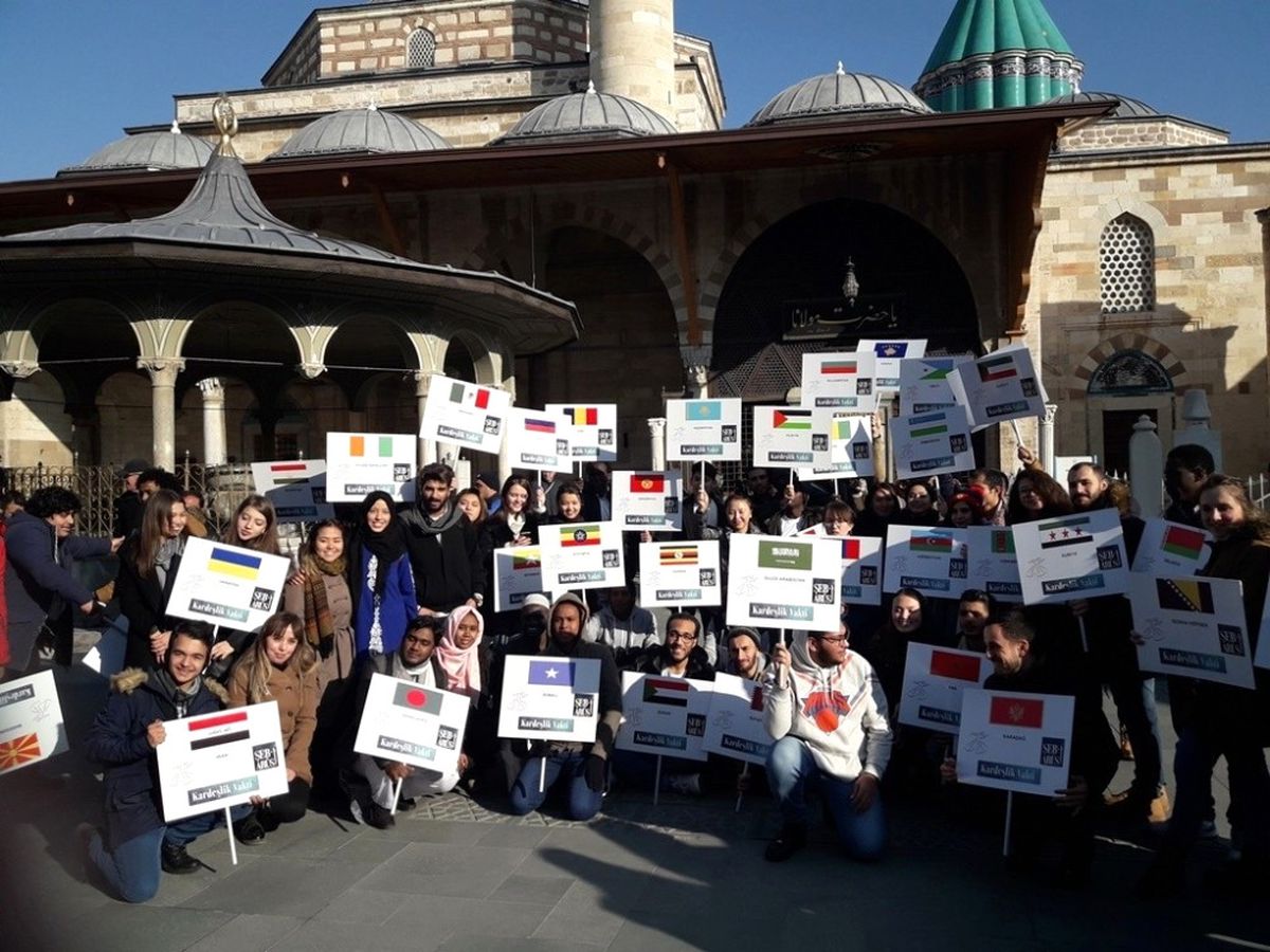 Kocaeli Büyükşehir Belediyesi Uluslararası Öğrencileri Konya\'ya Götürdü