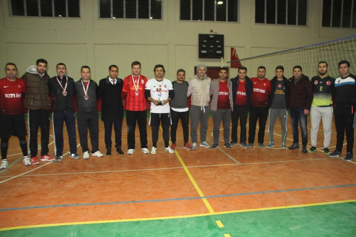 Malazgirt\'te Voleybol Turnuvası