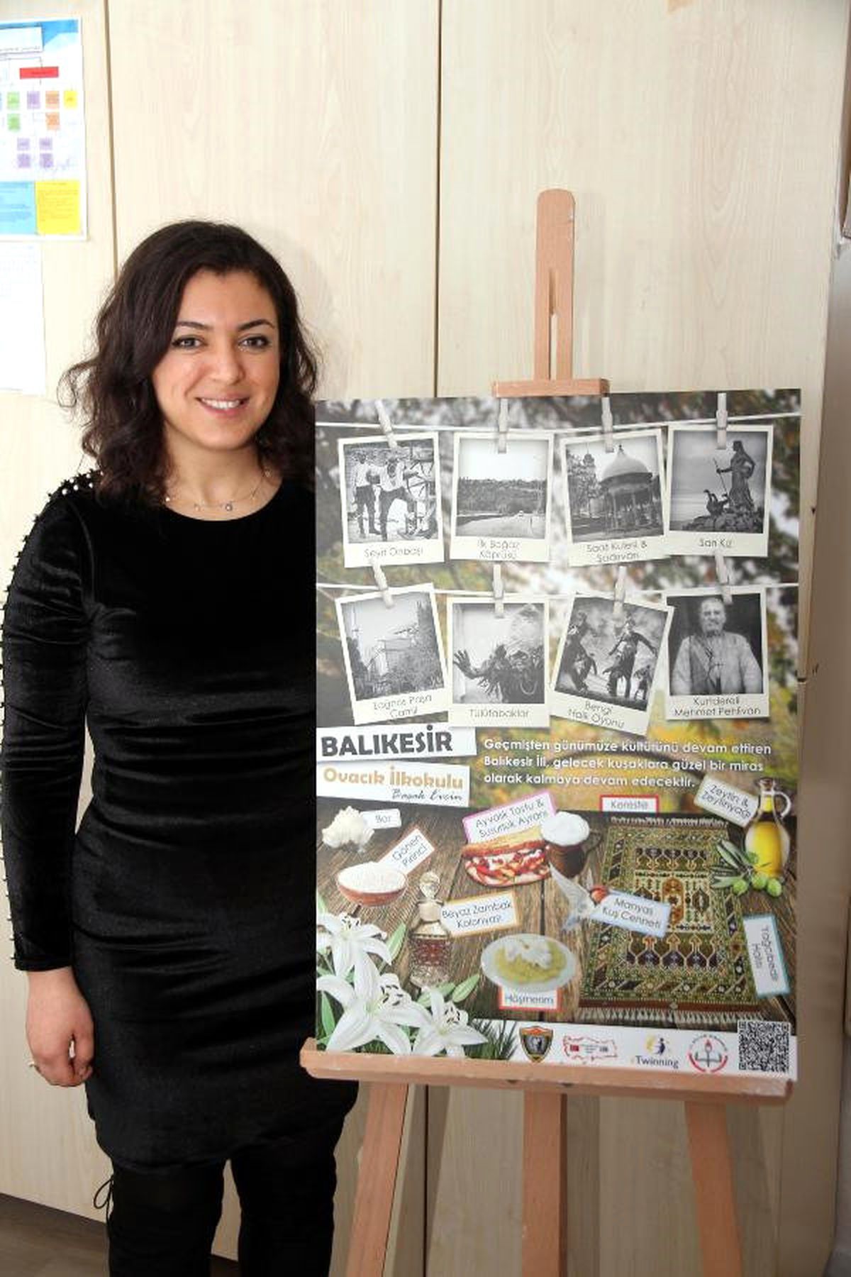 81 İlin Posteri Ovacık\'ta Sergilendi