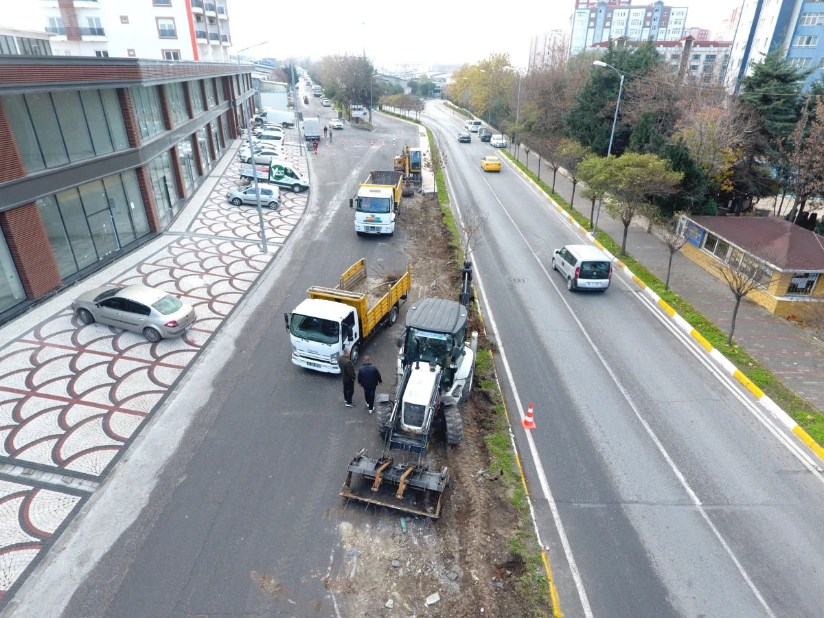 Ali Çebi Caddesi\'nde Trafik Sorunu Çözülüyor