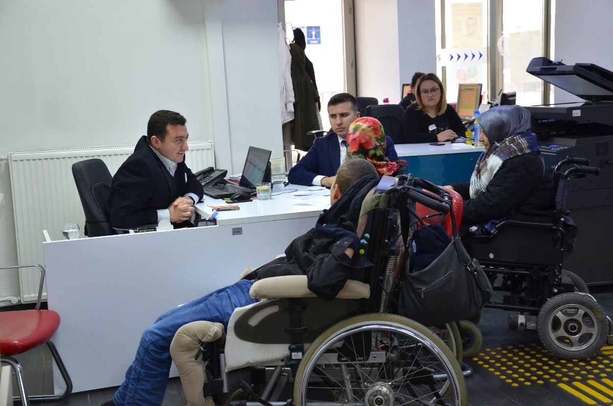 Başkan Bakıcı Vatandaşları Ak Masa\'da Karşıladı