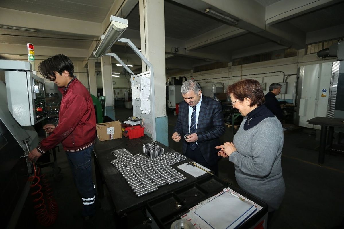 Başkan Çelik Üreticileri Ziyaret Ediyor