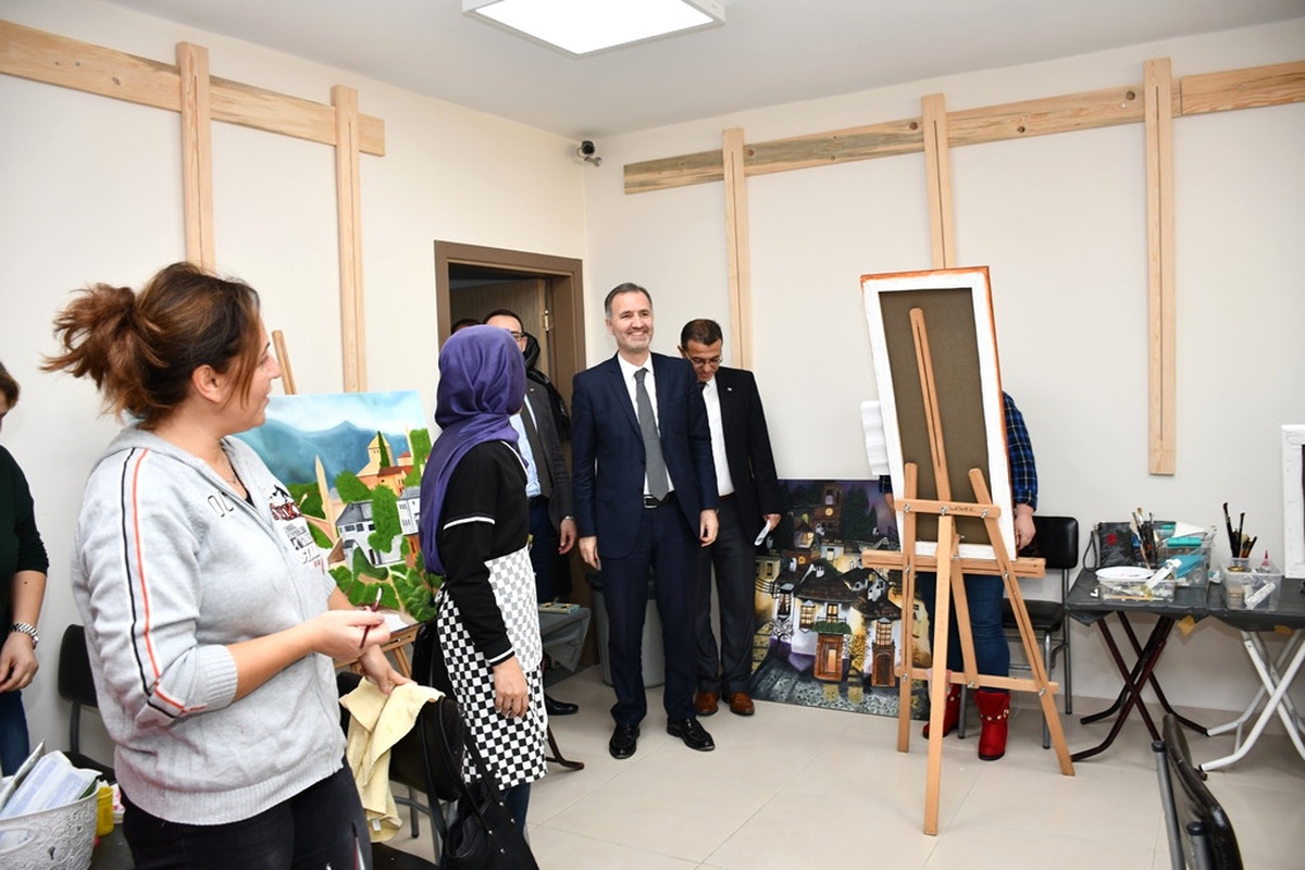 Başkan Taban İnesmek Kursiyerlerini Ziyaret Etti