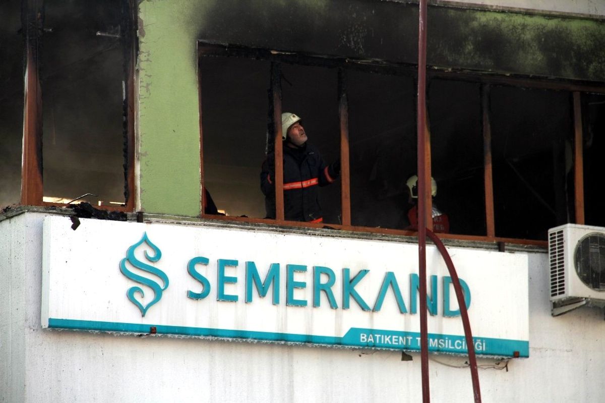 Başkent\'te İş Yeri Yangını