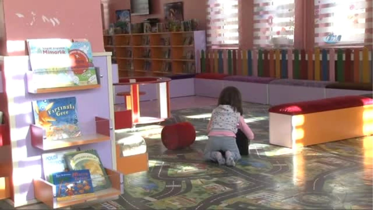 Diyarbakır\'da Çocuklar İçin \'Oyuncak Kütüphanesi\' Kuruldu