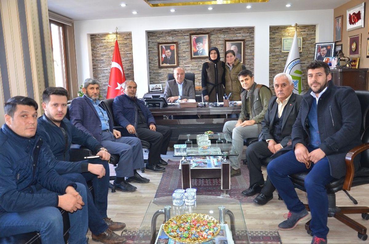 Dursunbey Ak Parti, Başkan Bahçavan\'ı Ziyaret Etti