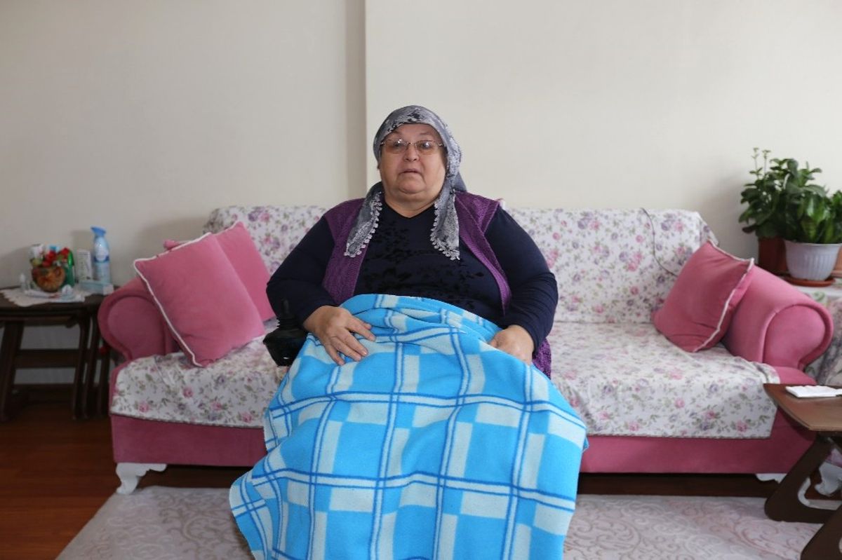 Efeler Belediyesi Engelli Vatandaşa Akülü Sandalye Hediye Etti