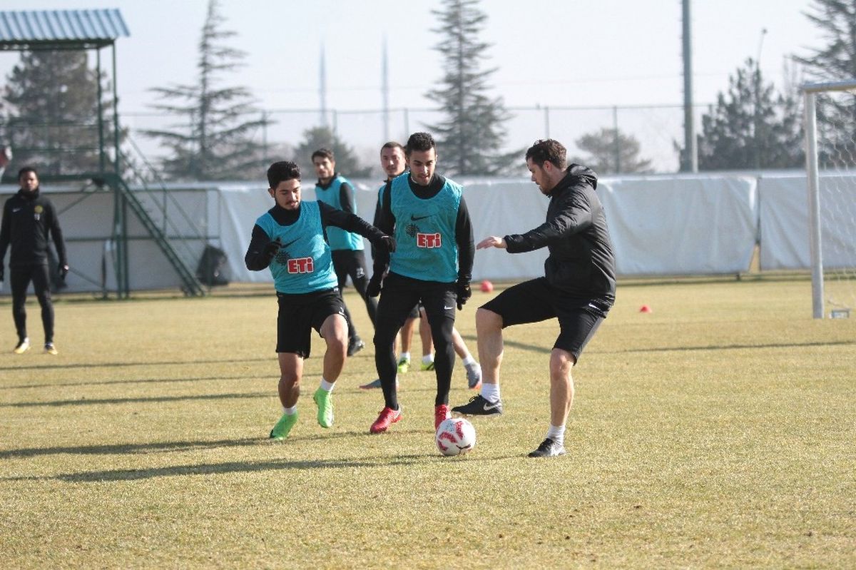 Eskişehirspor Hazırlıklara Devam Etti