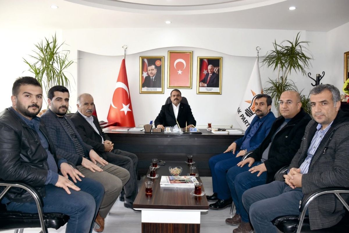 Gazeteciler Başkan Yeni\'yle Bir Araya Geldi