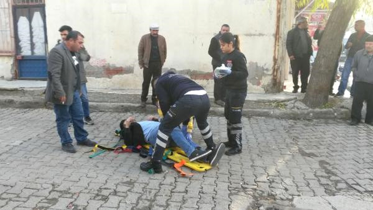 Kavgayı Ayırmak İsterken Tabancayla Vurulup Yaralandı