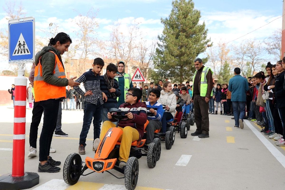 Mardin\'de \'Çocuk Trafik Eğitim Parkı\' Projesi