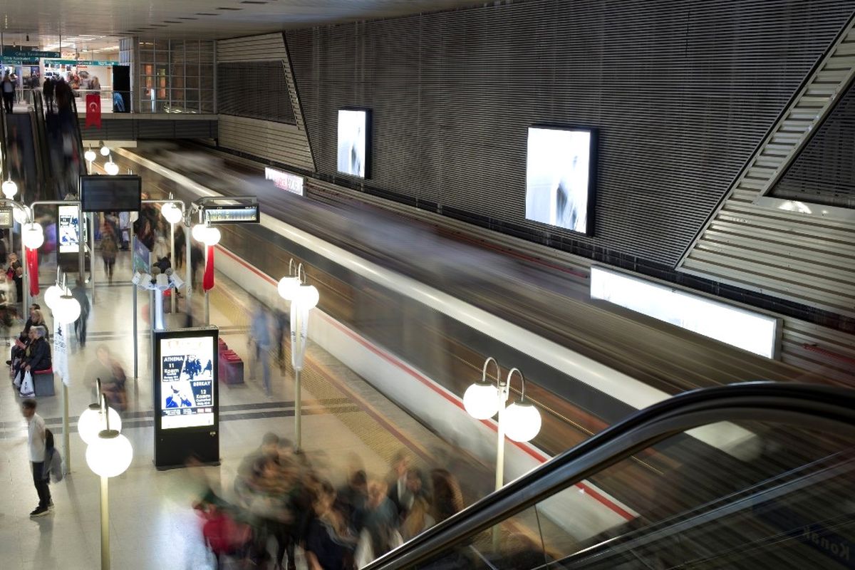 Metro Seferlerine Test Molası