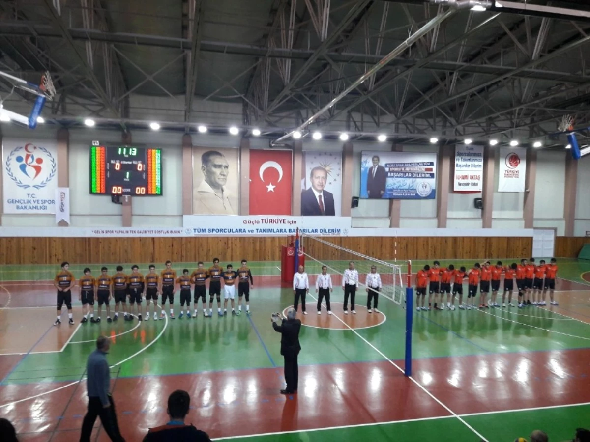 Nevşehir\'de A Genç Erkekler Voleybol Turnuvası Sona Erdi