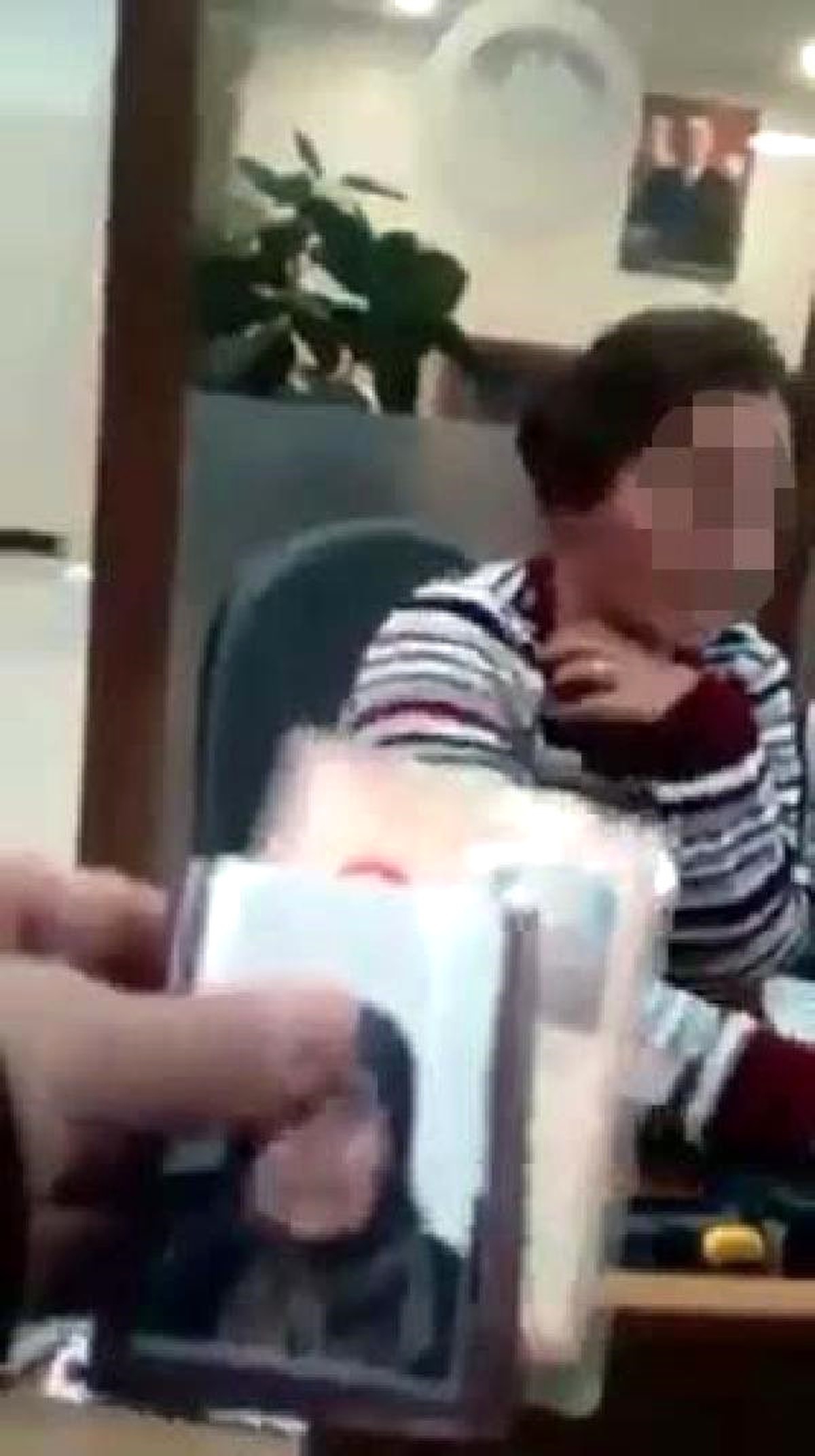 Nüfus Personelinin Yaşlı Kadına Tavrı Tepki Çekti