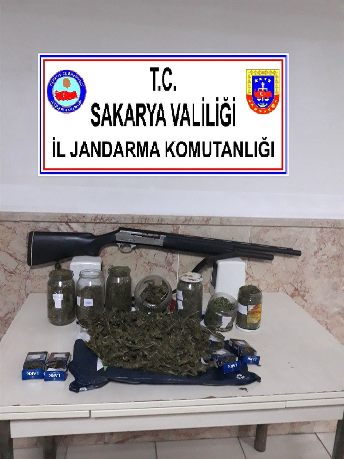 Sakarya\'da Uyuşturucu Operasyonu