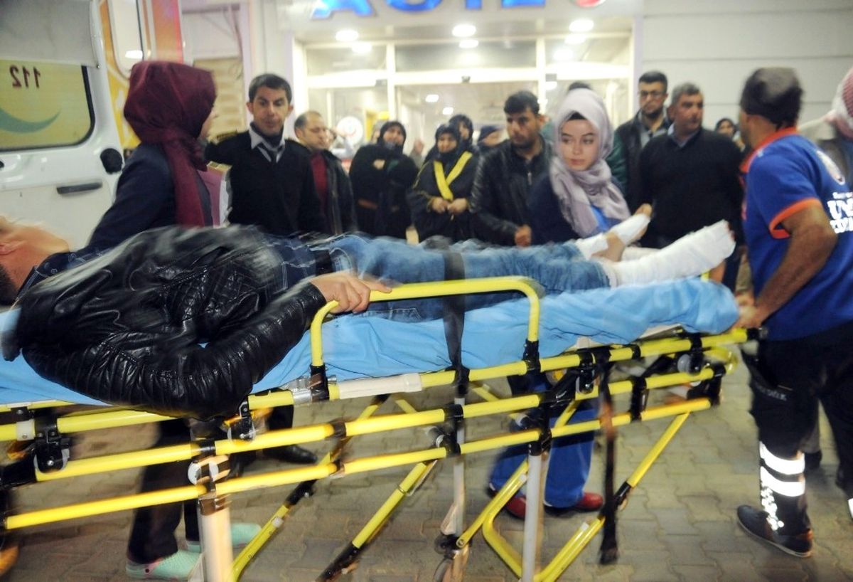 Silahını Temizlerken Kazayla Kendisini Vurdu
