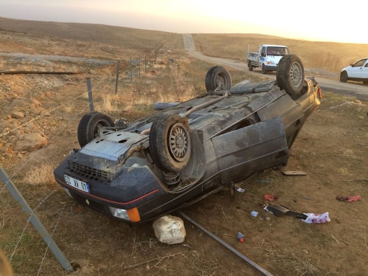 Takla Atan Otomobilden Sağ Çıktı