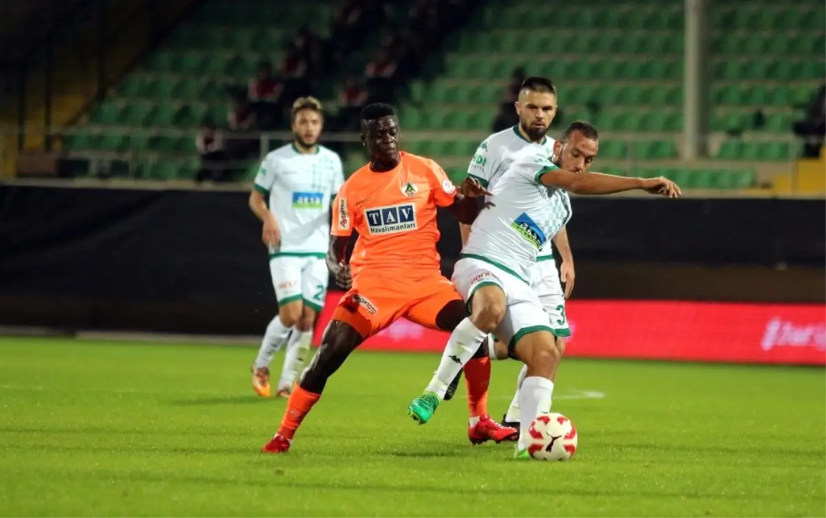 Ziraat Türkiye Kupası: A. Alanyaspor: 2 - Aç Giresunspor: 2