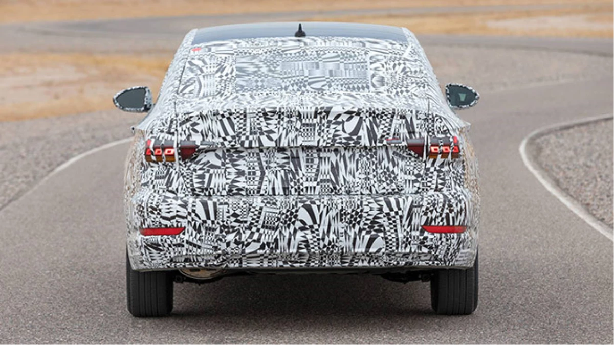 2018 Volkswagen Jetta İlk Görseliyle Arteon\'ı Anımsattı