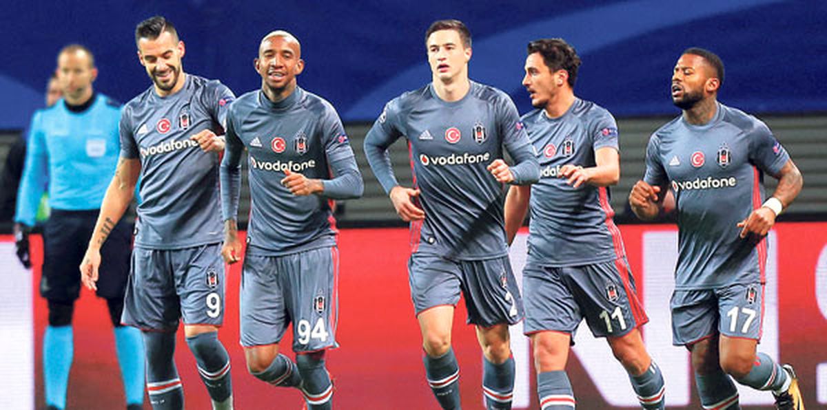 6 Hücumcu 18 Golde Kaldı