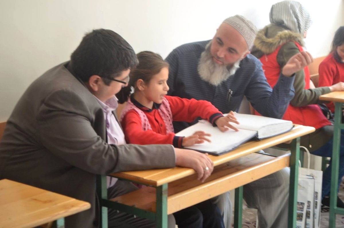 Afyonkarahisar Gençlik Merkezi Gönüllüleri Engelli Kur\'an Kursu\'nu Ziyaret Etti
