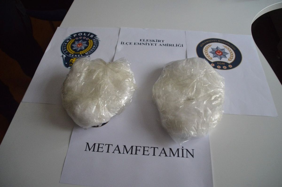 Ağrı\'da 1 Kilogram Uyuşturucu Madde Ele Geçirildi