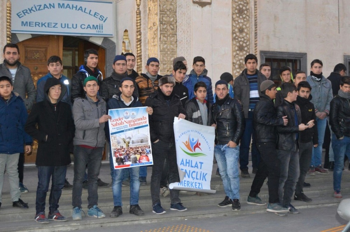 Ahlatlı Gençler Sabah Namazında Buluşuyor