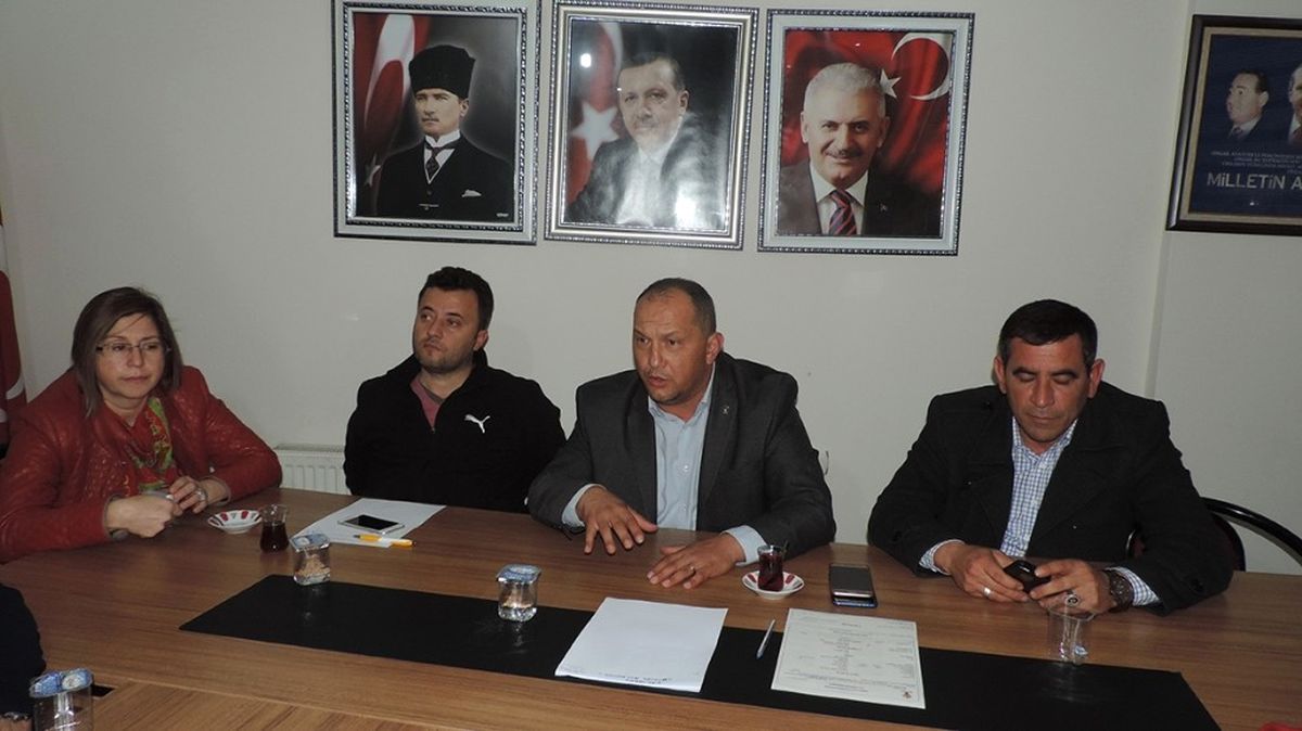 AK Parti İlçe Başkanı Şentürk: "Chp İlçe Başkanı Özür Dilemeli"