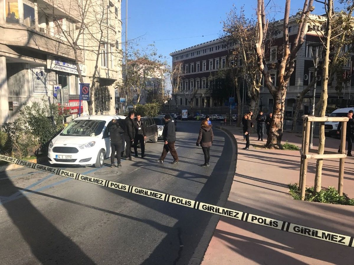 Almanya ve Fransa Başkonsolosluklarında Şüpheli Paket Alarmı