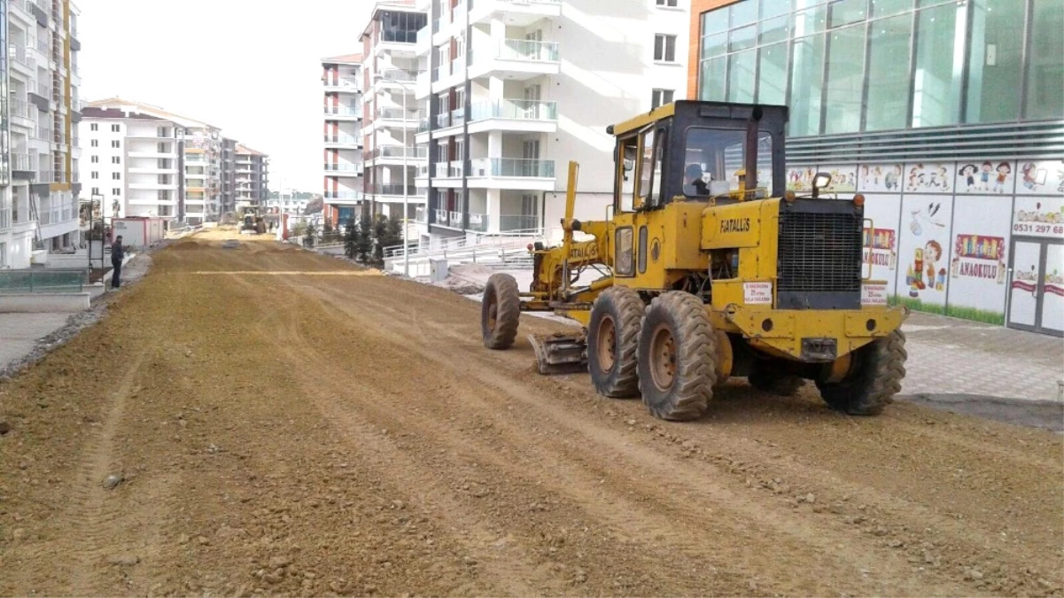 Altındağ\'da Yollar Mutluluğa Açılıyor