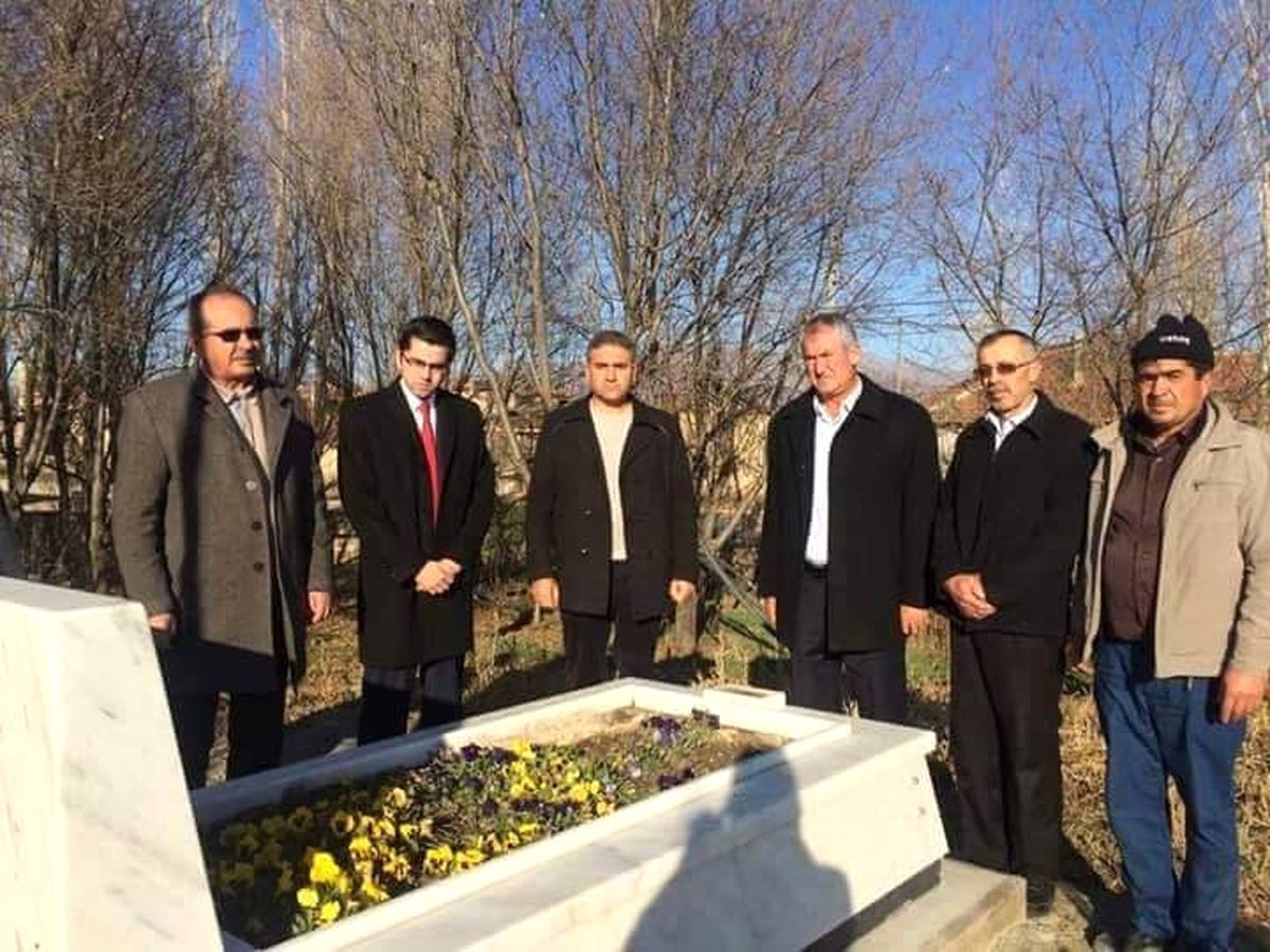 Aslanapa Protokolünden Şehit Piyade Çavuş Ramazan Yel\'in Kabrine Ziyaret
