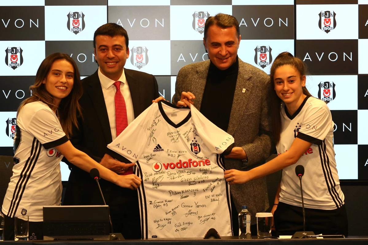 Avon, Beşiktaş Kadın Futbol Takımı\'nın Ana Sponsoru Oldu