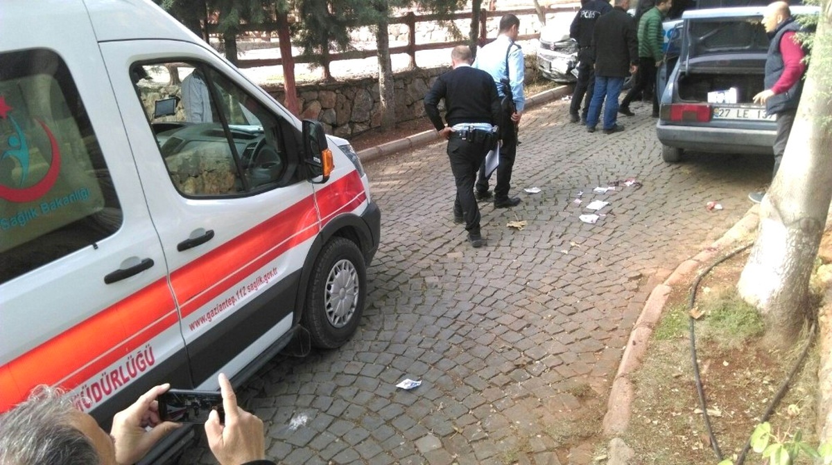 Banka Soygunu İhbarına Giden Polis Otosu Kaza Yaptı: 4 Yaralı