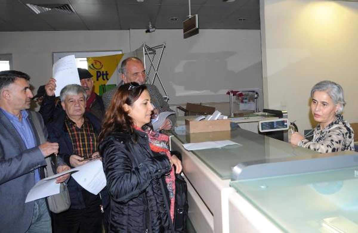 Başbakanlığa \'Ohal Kaldırılsın, İhraç Edilenler Görevine Dönsün\' Faksı