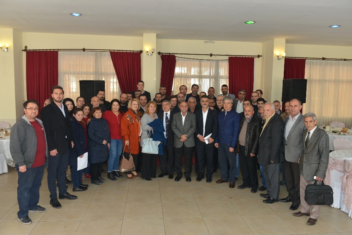 Başkan Arslan, Çarşı Esnafı ile Buluştu