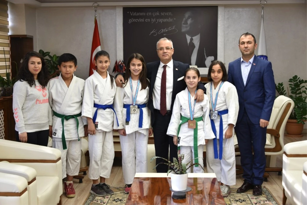Başkan Kayda, Başarılı Judocuları Ödüllendirdi