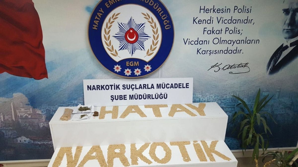 Binlerce Uyuşturucu Hap Ele Geçirildi