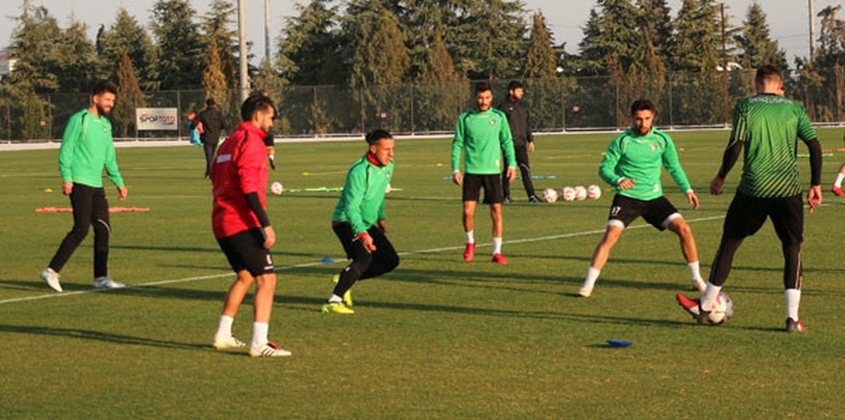 Denizlispor Anmar ile Anlaşıp, FIFA Dosyasını Kapattı