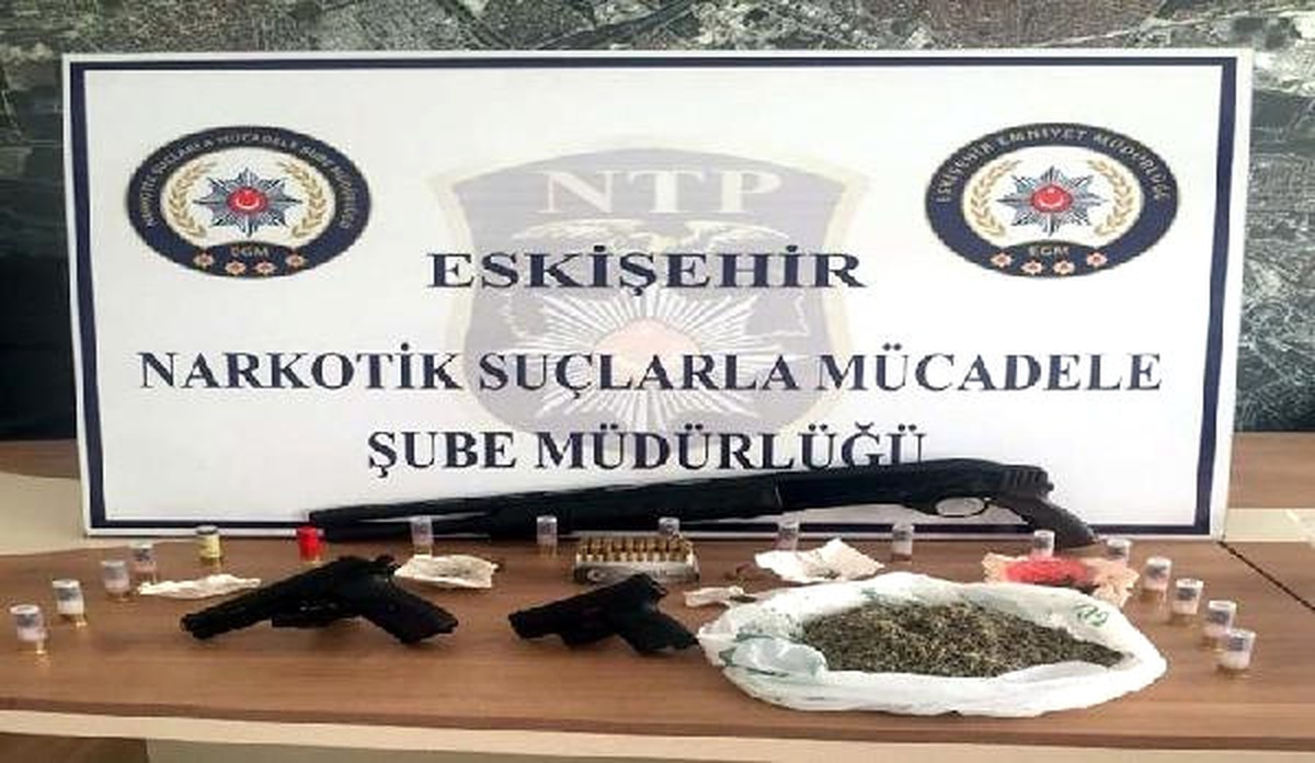 Eskişehir\'de Şafak Vakti Uyuşturucu Operasyonu