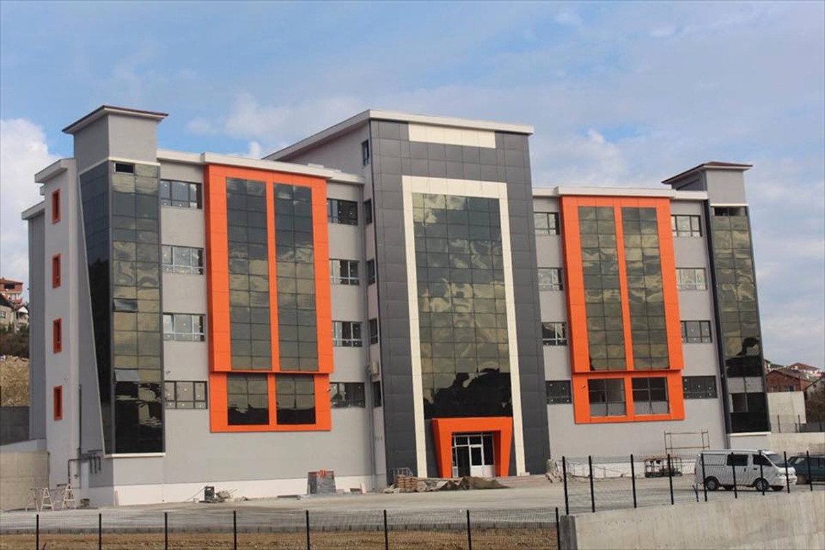 Fatih Sultan Mehmet Anadolu Lisesi Tamamlandı
